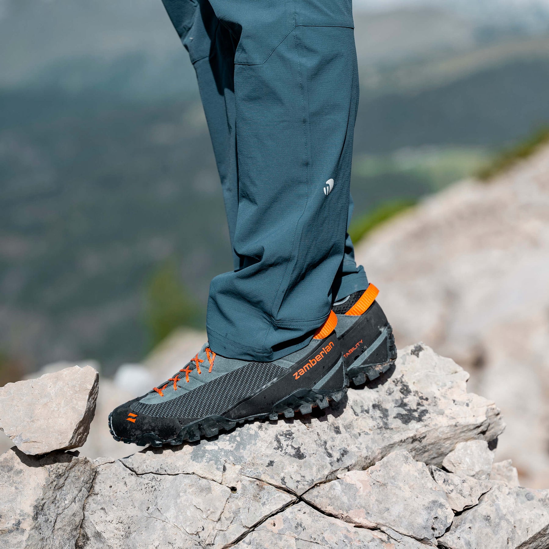MUIR - Anthracite/Orange