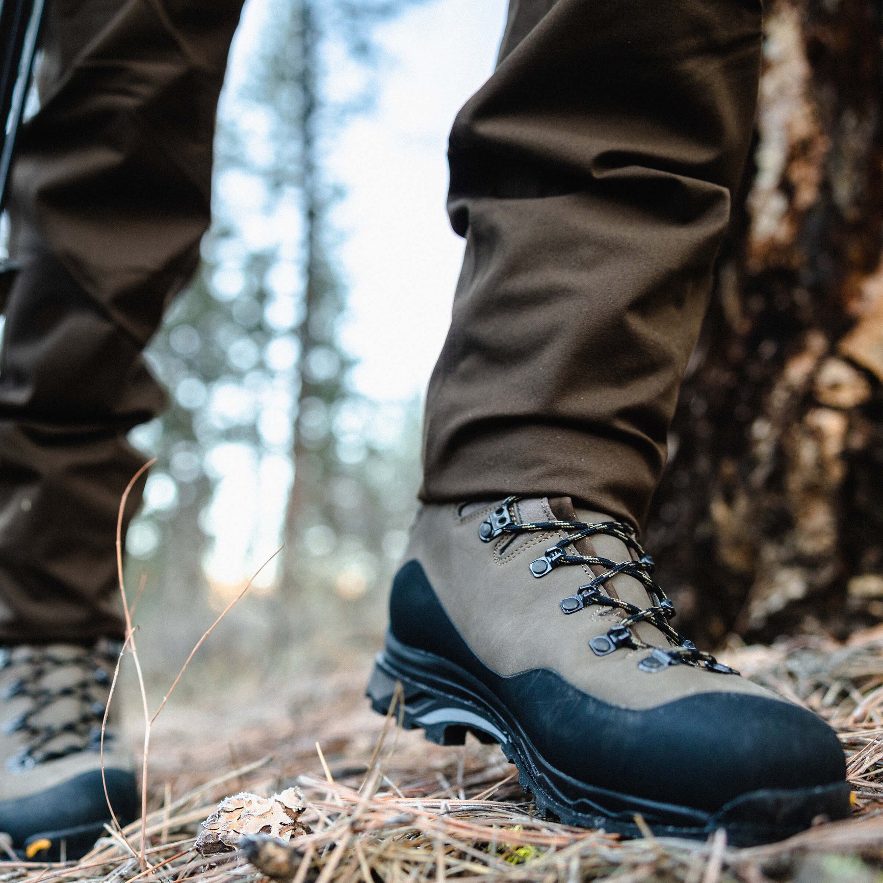 OUTFITTER GTX - Brown