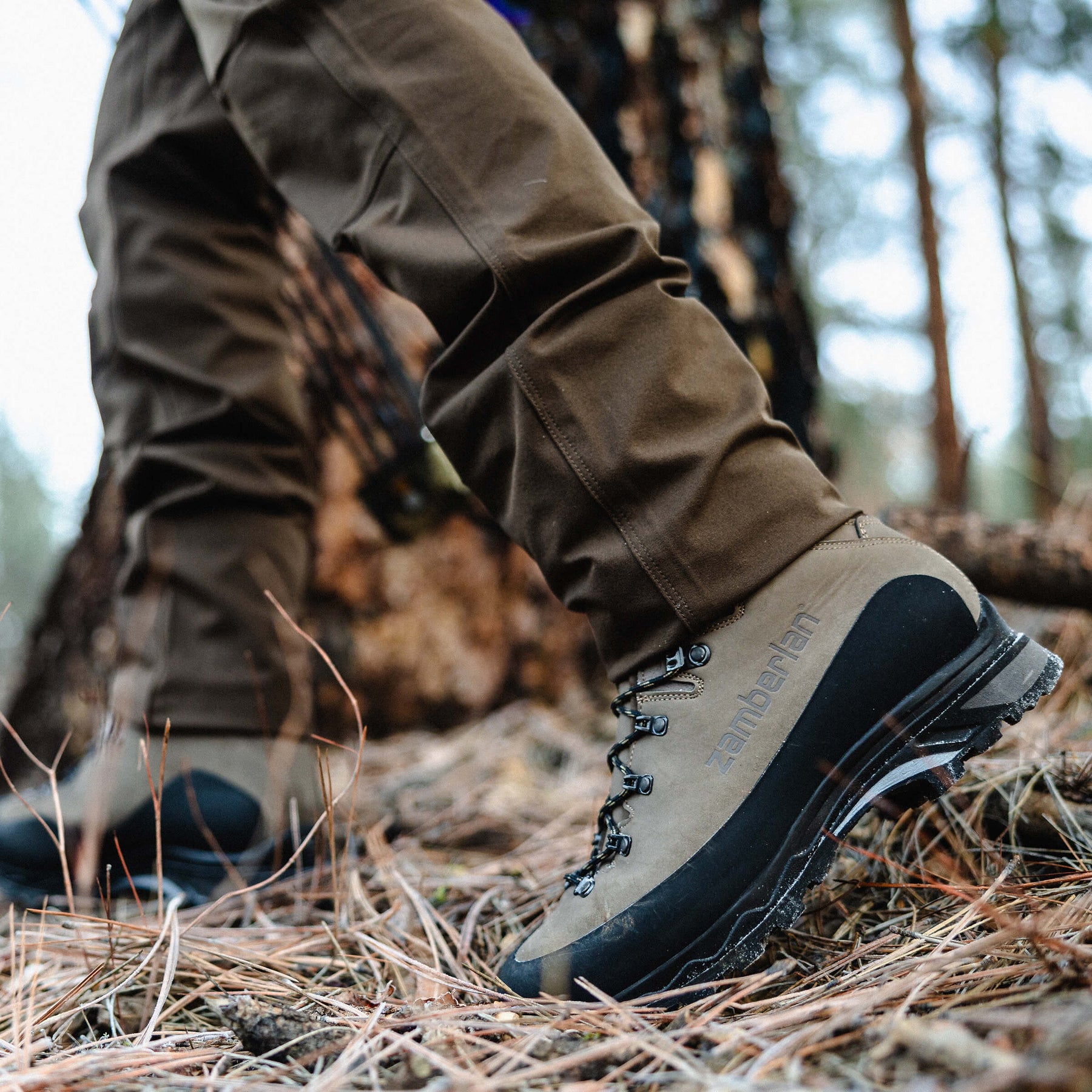 OUTFITTER GTX - Brown