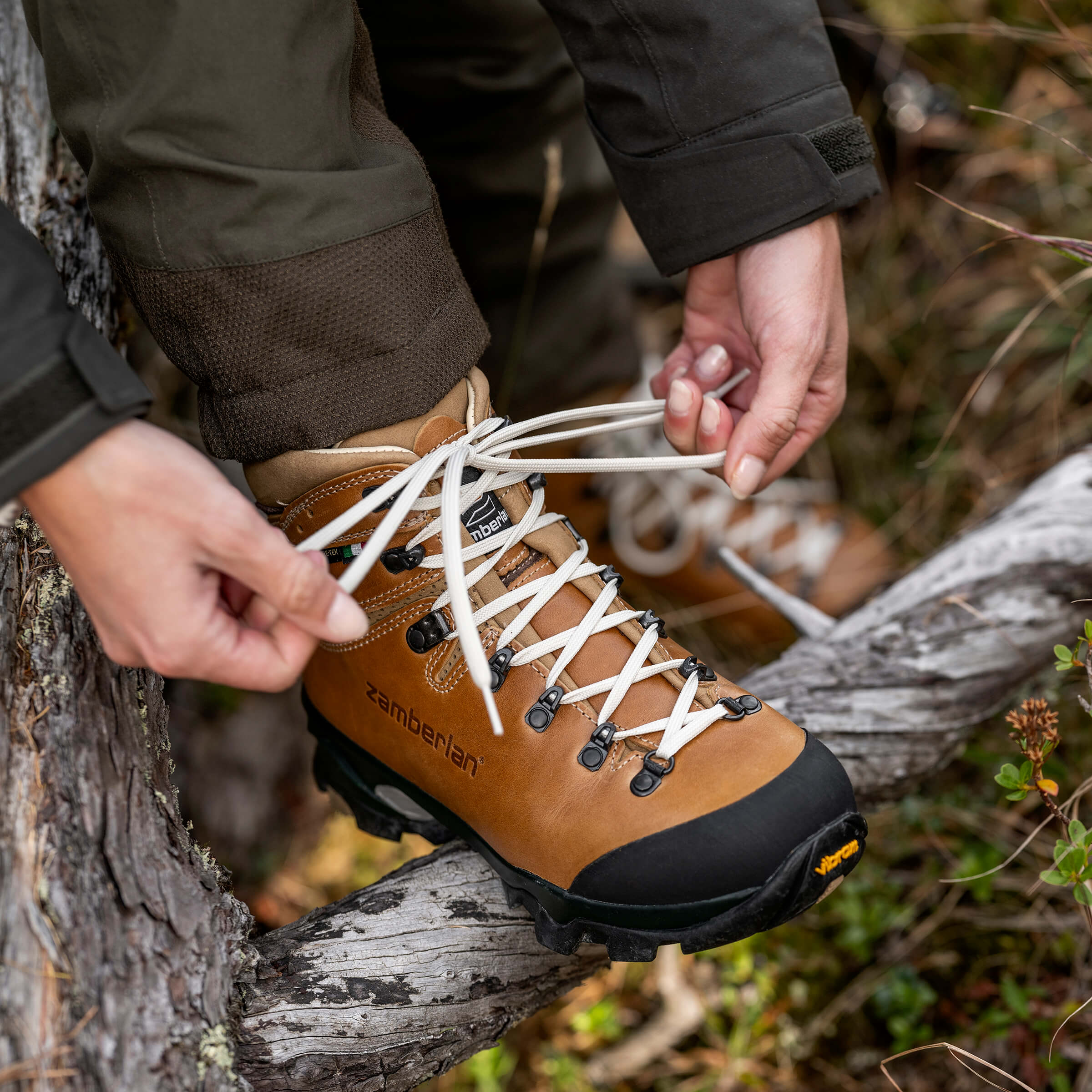 VIOZ LUX GTX WNS - Waxed Camel | Women's Hiking Boots | Zamberlan