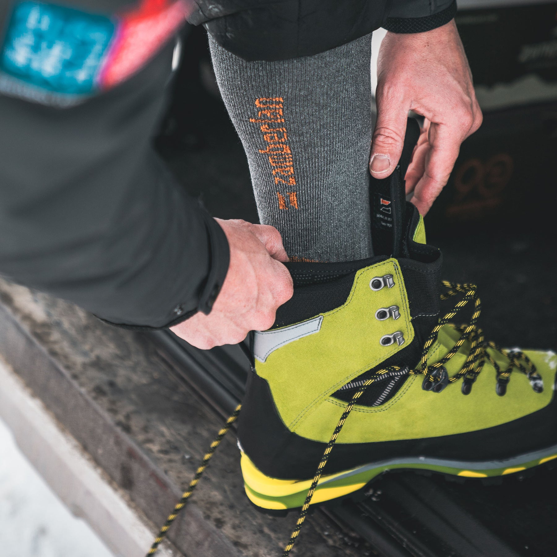 MOUNTAIN LITE GTX S3 - Acid Green